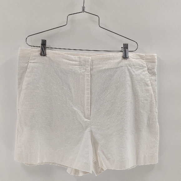 LOFT Ivory Linen Look Shorts Size 12 High Rise With Pockets - Picture 1 of 9